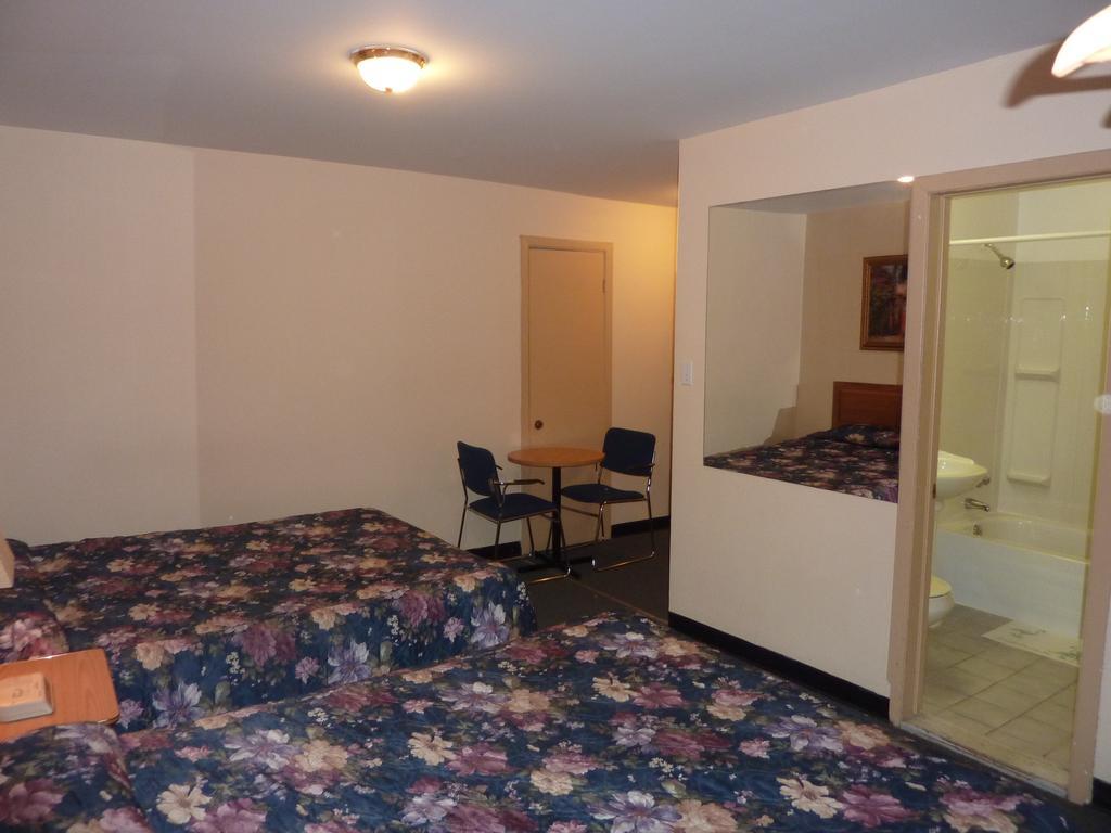 Hotel Viger Montreal Phòng bức ảnh